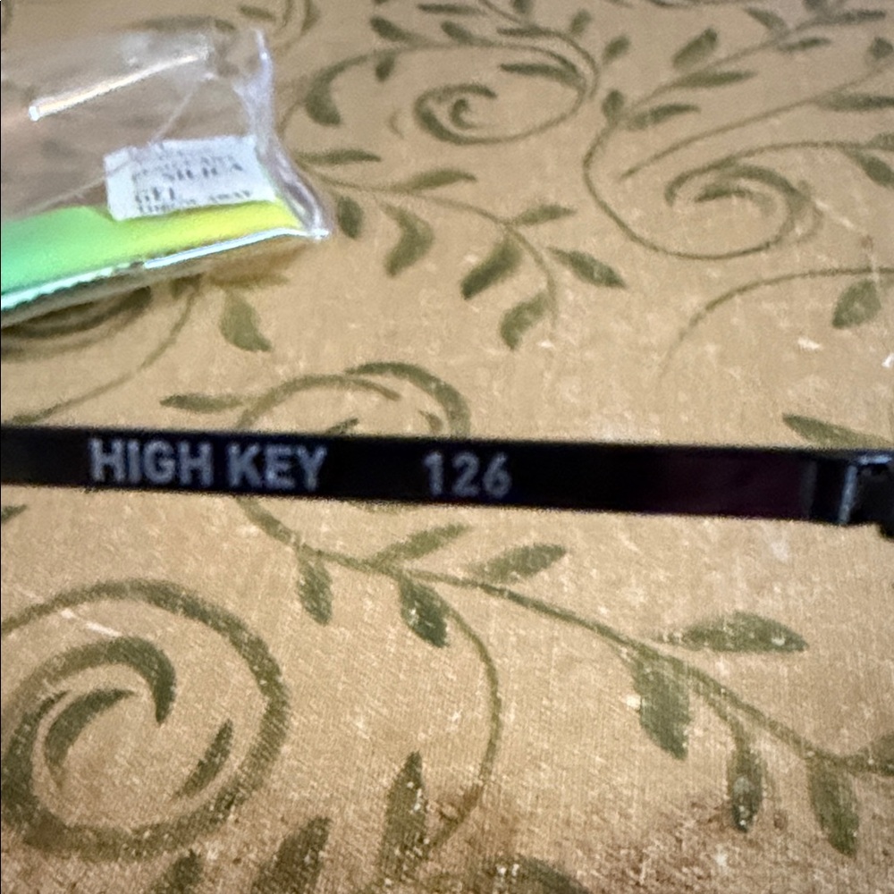 Quay Australia Dark Gray Sunglasses - Picture 3 of 6